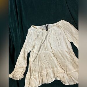 White long sleeve blouse